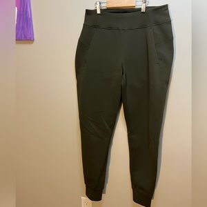 Lululemon high waisted pants